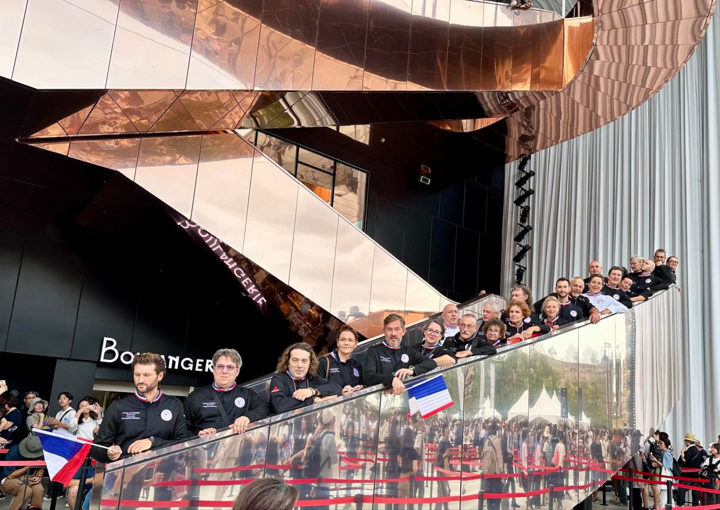 Délégation MOF expo universelle OSaka 2025 2 - © Délégation des Meilleurs Ouvriers de France d’Auvergne-Rhône-Alpes Délégation MOF expo universelle OSaka 2025 2