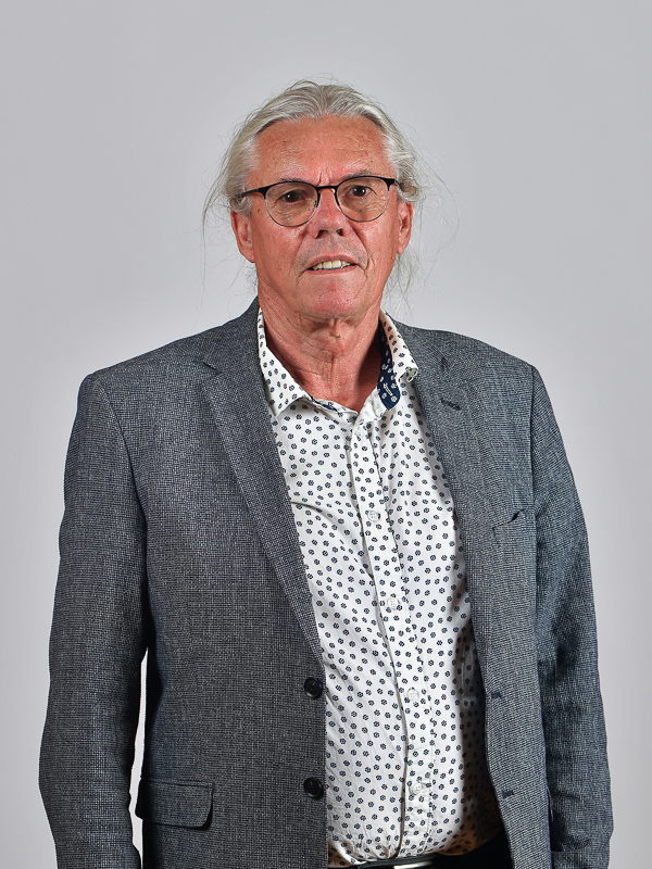 Jean-Louis GUYADER Jean-Louis GUYADER