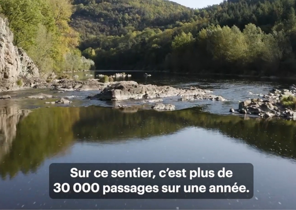 Preview image for the video "La passerelle du Saut du Chien [ Les Sommets du Tourisme 2022 ]".