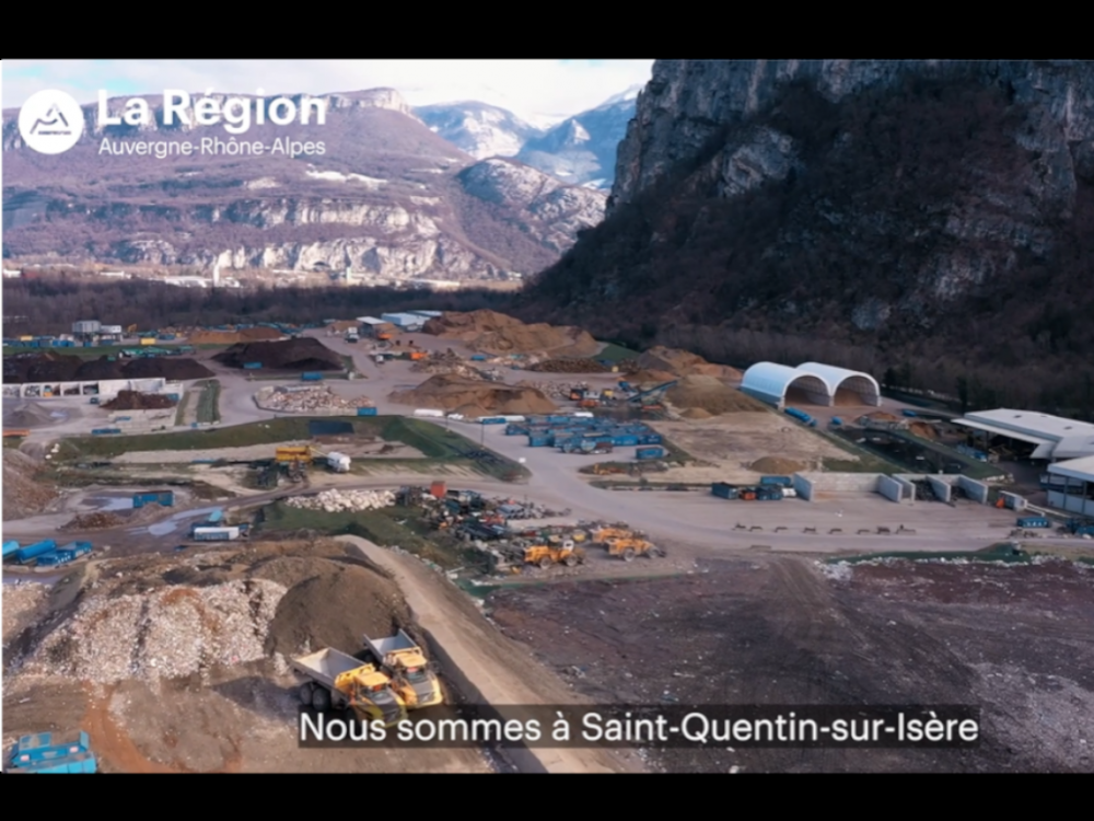 Preview image for the video "Réduction de l'enfouissement des déchets : Lely s'engage aux côtés de la Région".