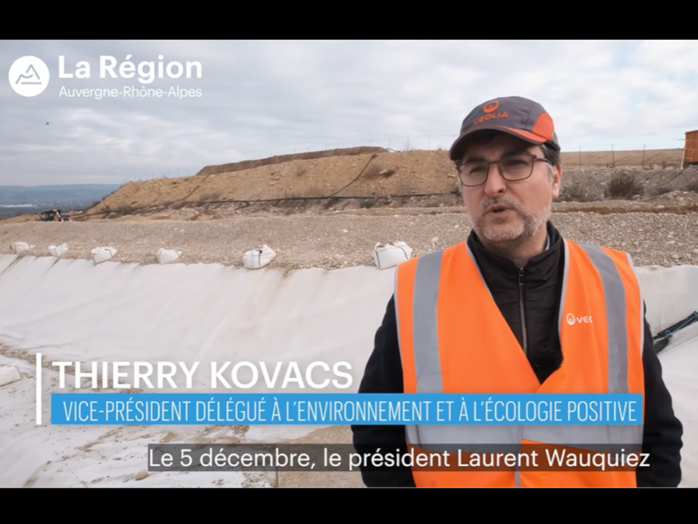 Preview image for the video "Réduction de l'enfouissement des déchets : Veolia s'engage aux côtés de la Région".