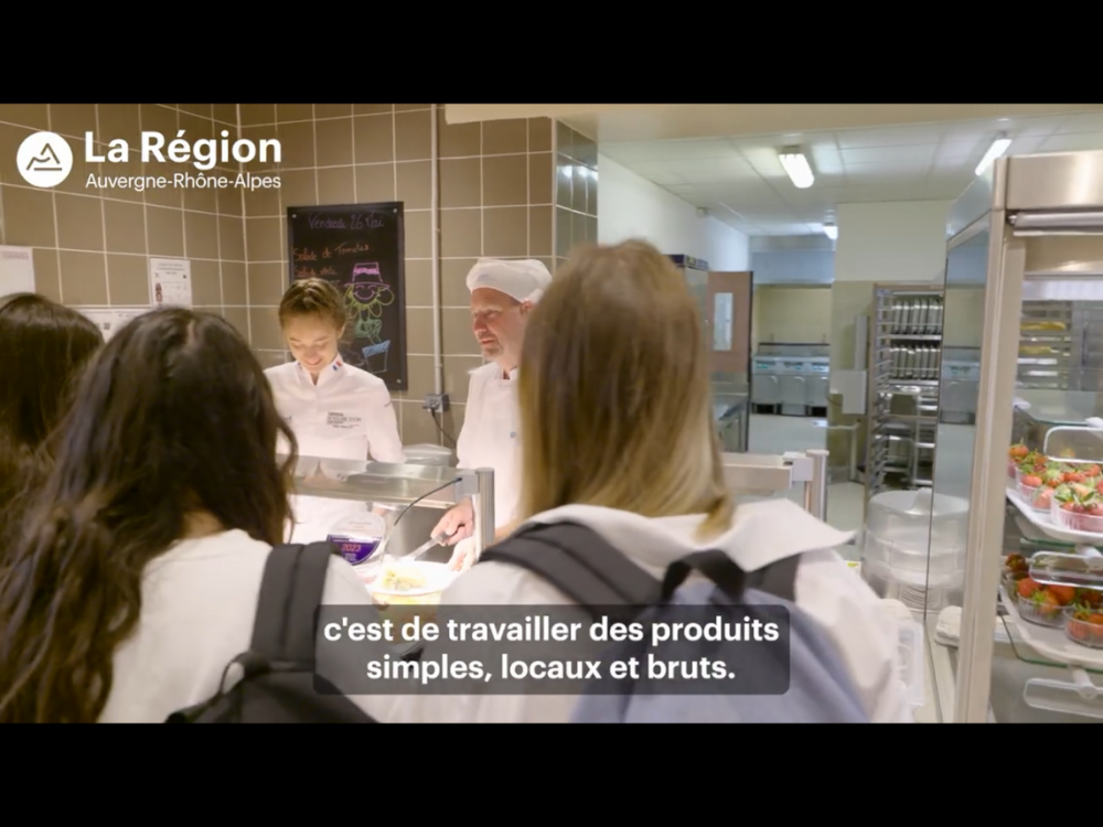 Preview image for the video "Une recette signée Naïs Pirollet servie dans nos lycées".