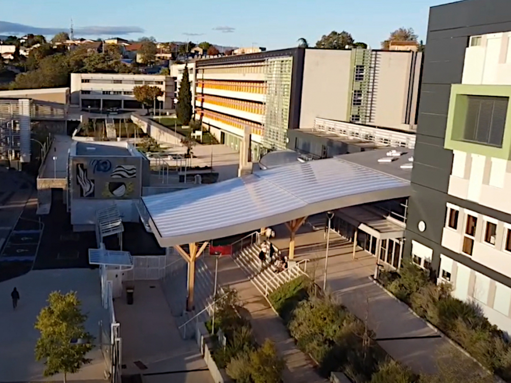 Preview image for the video "Le lycée Marcel Gimond (1966-2023)".