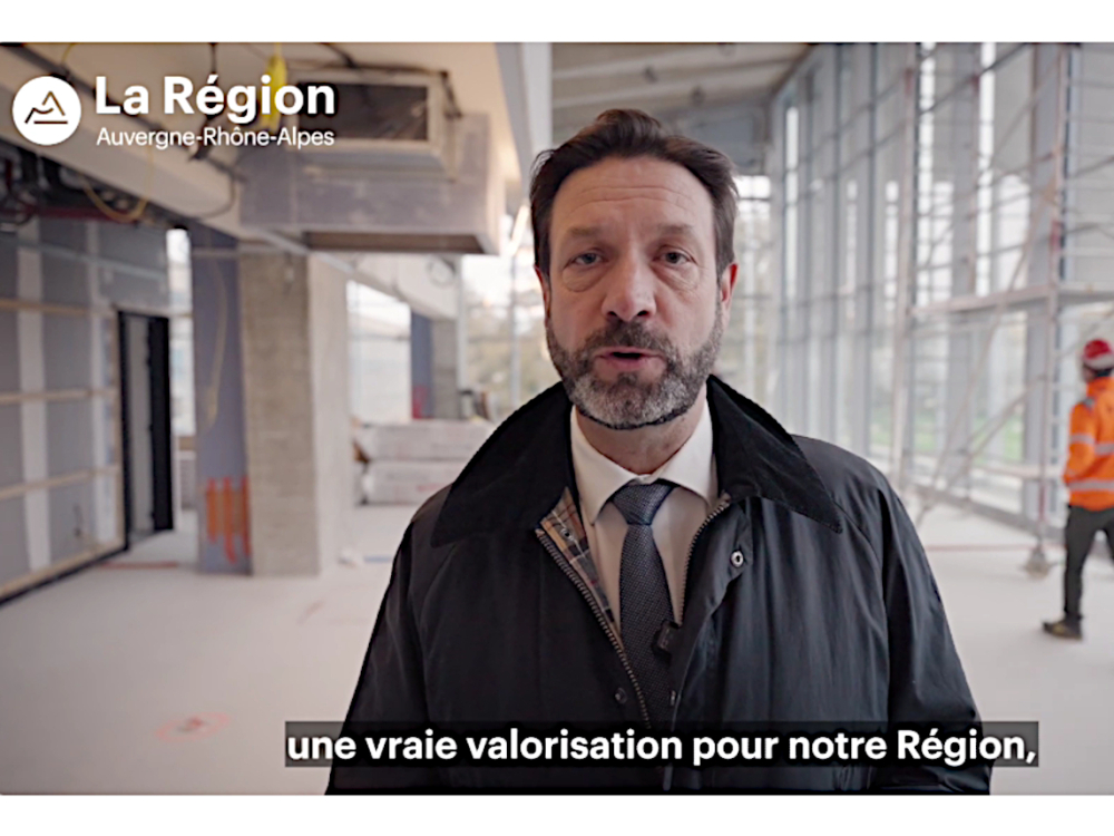 Preview image for the video "Fabrice Pannekoucke en visite au visite au Campus Région du numérique".