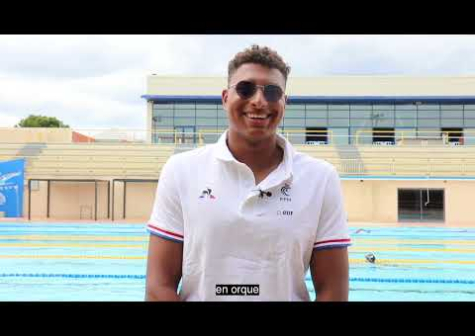 Preview image for the video "Yohann Ndoye Brouard joue le jeu du sprinterview, l'interview à toute vitesse - SPRINTERVIEW".