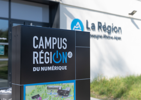 Façade du Campus Région du Numérique - © Charles Pietri Façade du Campus Région du Numérique