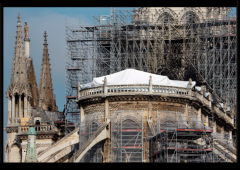 NDDP &quot;Le chœur est bâché&quot;