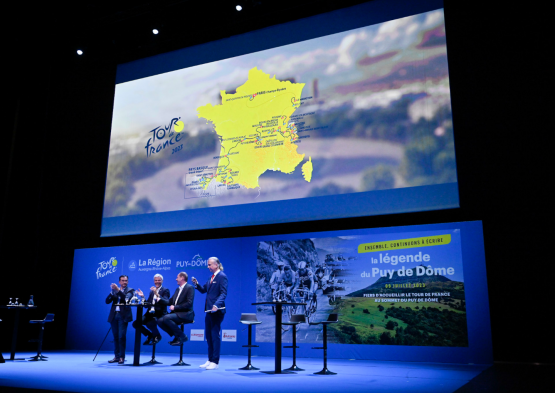 Le président de la Région Laurent Wauquiez a annoncé le retour du Tour de France au puy de Dôme.