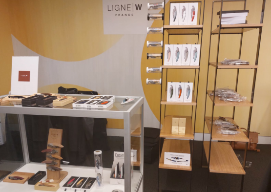 Salon Tabletop 3