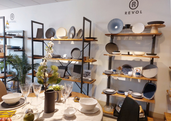 Salon Tabletop 6