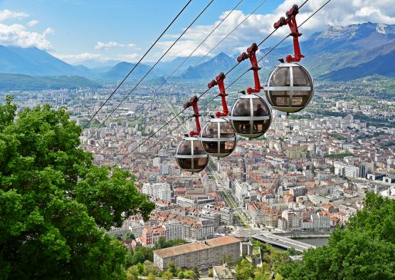 Le Téléphérique Grenoble – Bastille