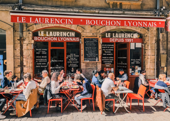 Bouchon lyonnais dans le Vieux Lyon (69)