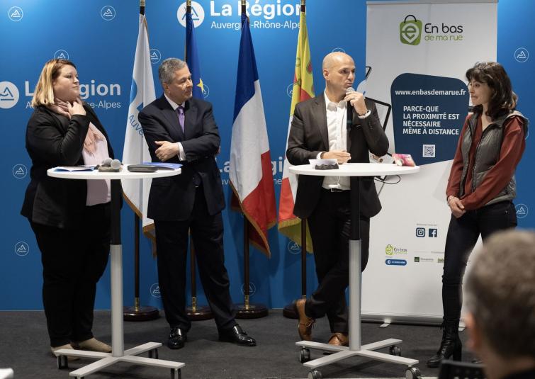 Conférence de presse de lancement du site &quot;enbasdemarue&quot;