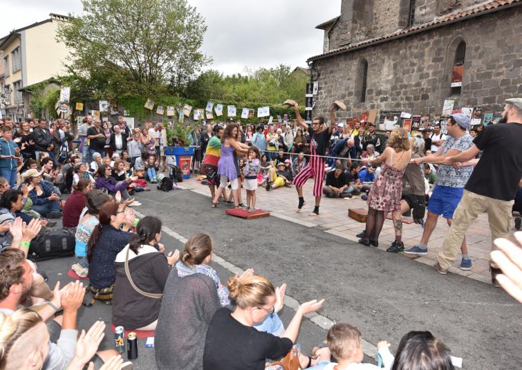 Festival d'Aurillac - photo d'archives - © Michel Pérès Festival d'Aurillac - photo d'archives