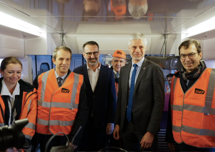 Signature convention TER Région x SNCF