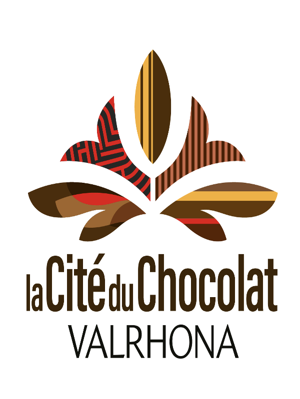 UNE ESCALE GOURMANDE SUR LA ROUTE DES VACANCES À LA CITÉ DU CHOCOLAT VALRHONA UNE ESCALE GOURMANDE SUR LA ROUTE DES VACANCES À LA CITÉ DU CHOCOLAT VALRHONA